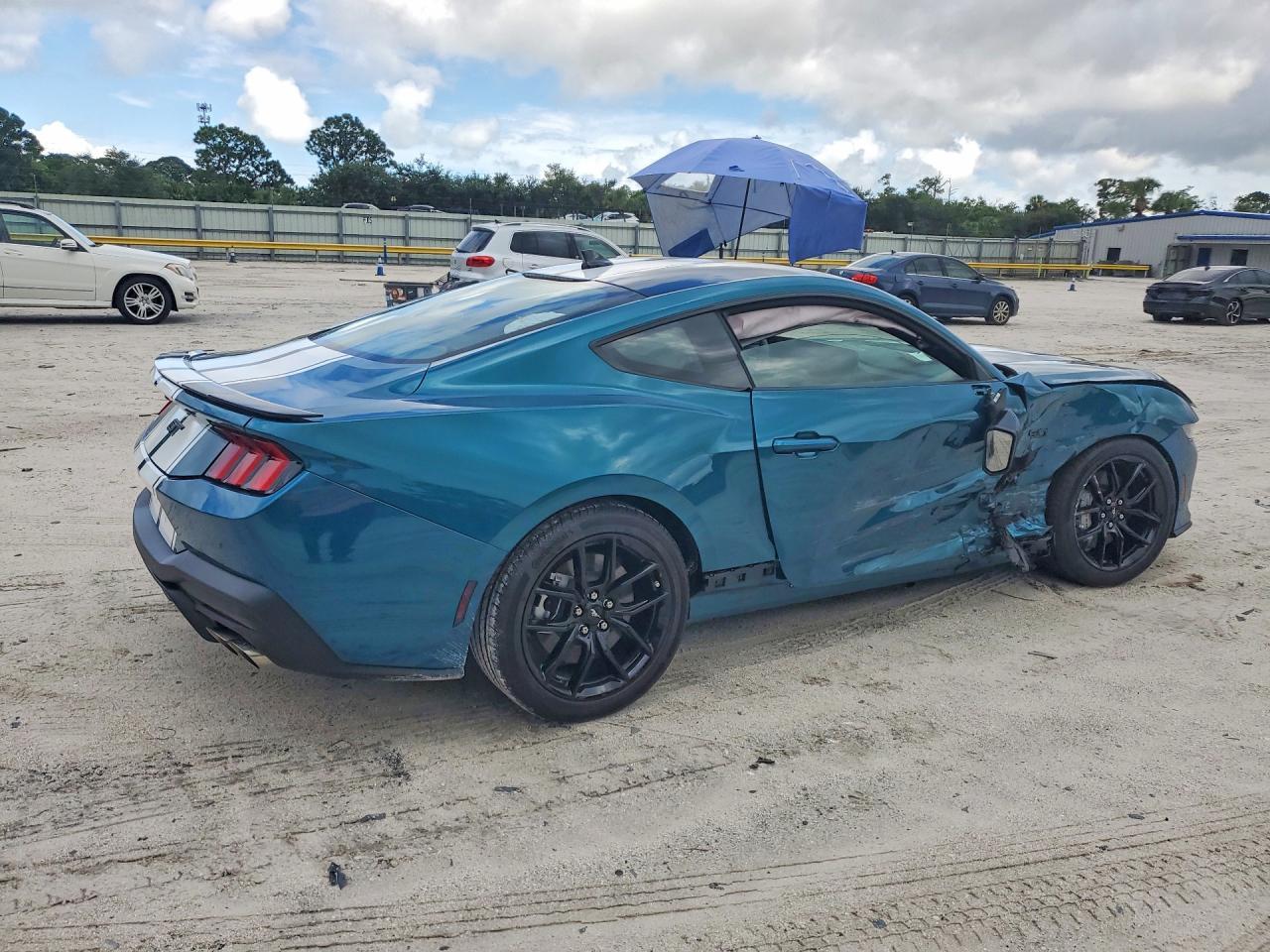 2026 Ford Mustang Gt - zdjęcie 3