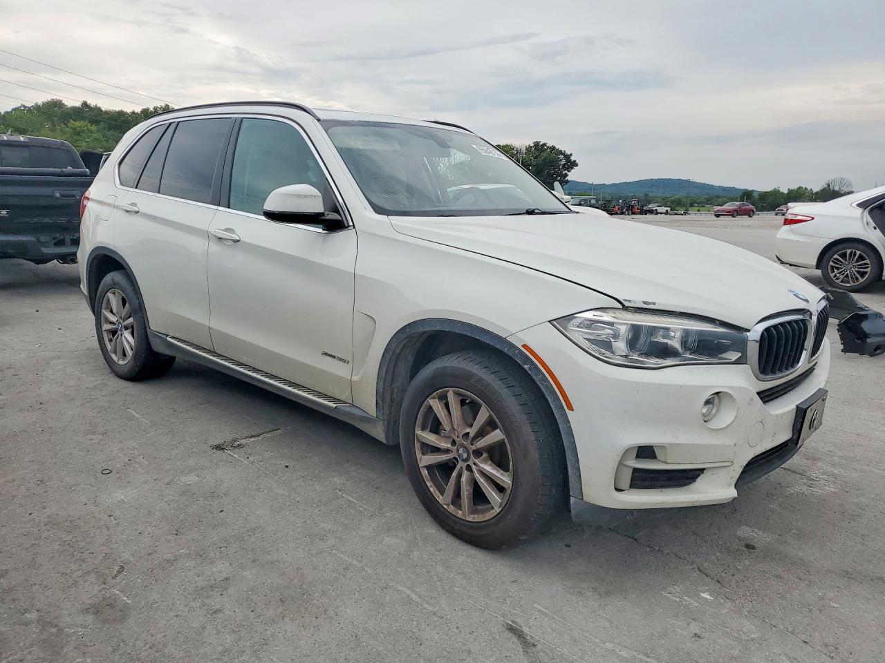 2015 BMW X5 xDrive35I - zdjęcie 4