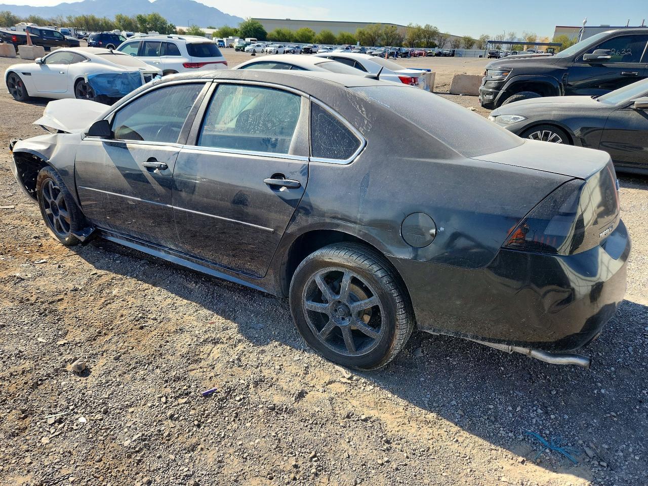 2014 Chevrolet Impala Limited Lt - zdjęcie 2