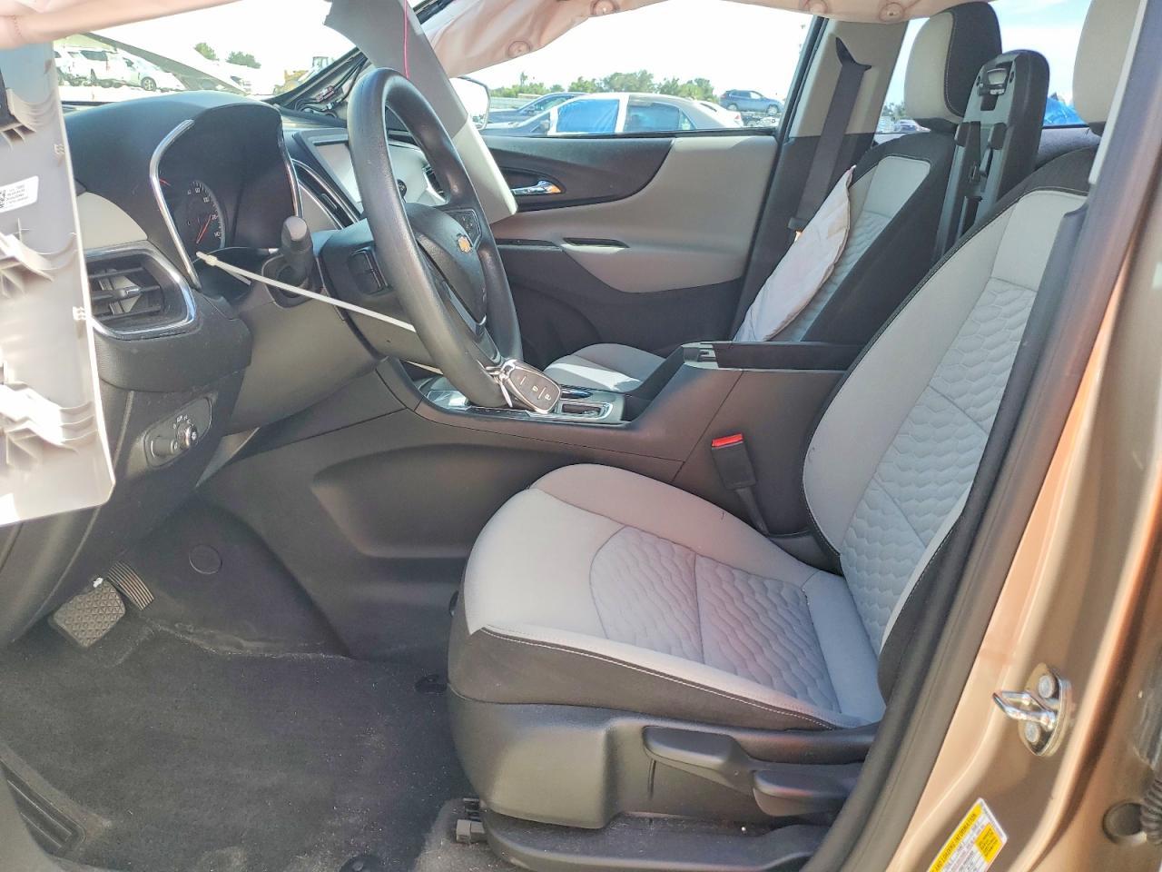 2018 Chevrolet Equinox Ls - zdjęcie 7