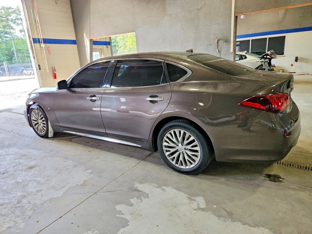 2015 Infiniti Q70L 3.7 - zdjęcie 2