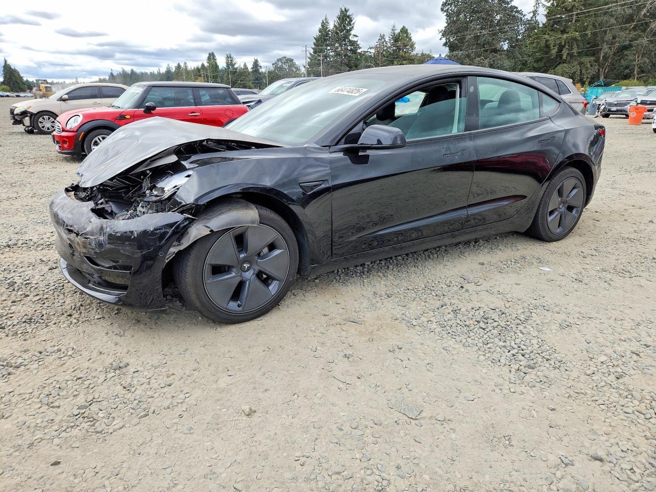 2022 Tesla Model 3 - zdjęcie główne