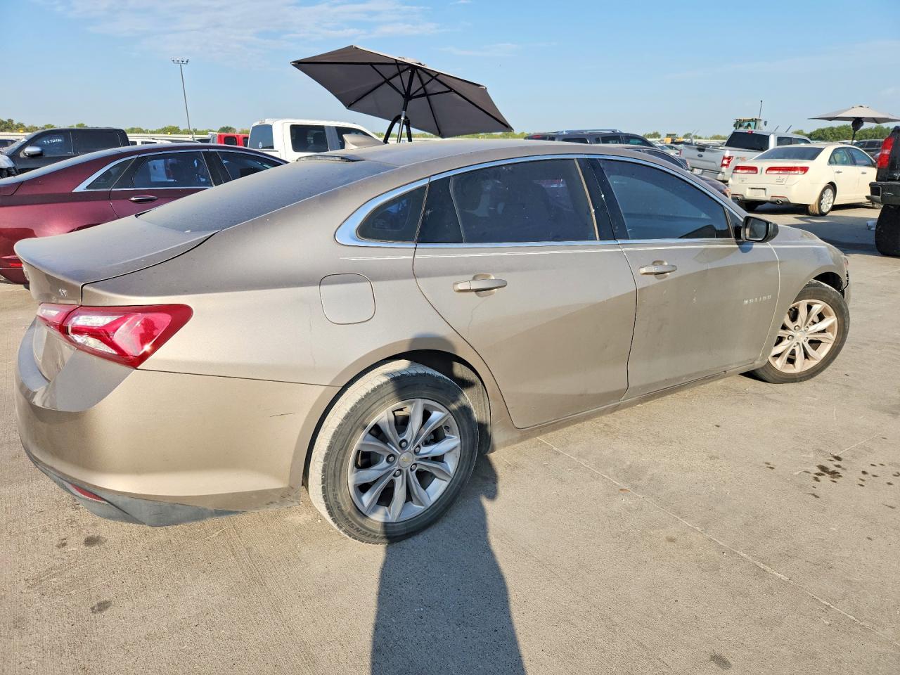 2022 Chevrolet Malibu Lt - zdjęcie 3