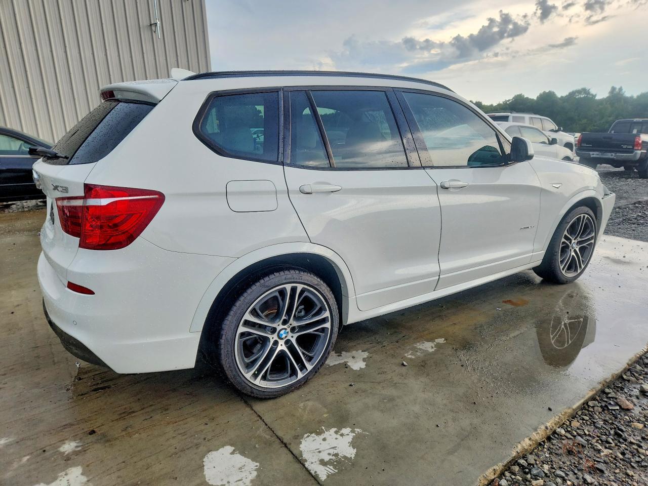 2017 BMW X3 Sdrive28I - zdjęcie 3