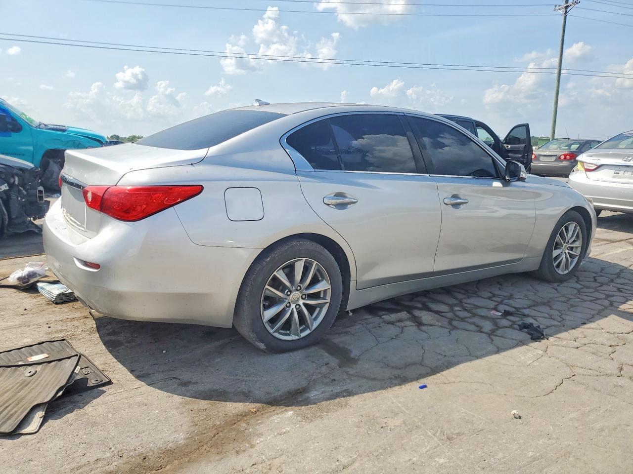 2018 Infiniti Q50 3.0T Luxe - zdjęcie 3