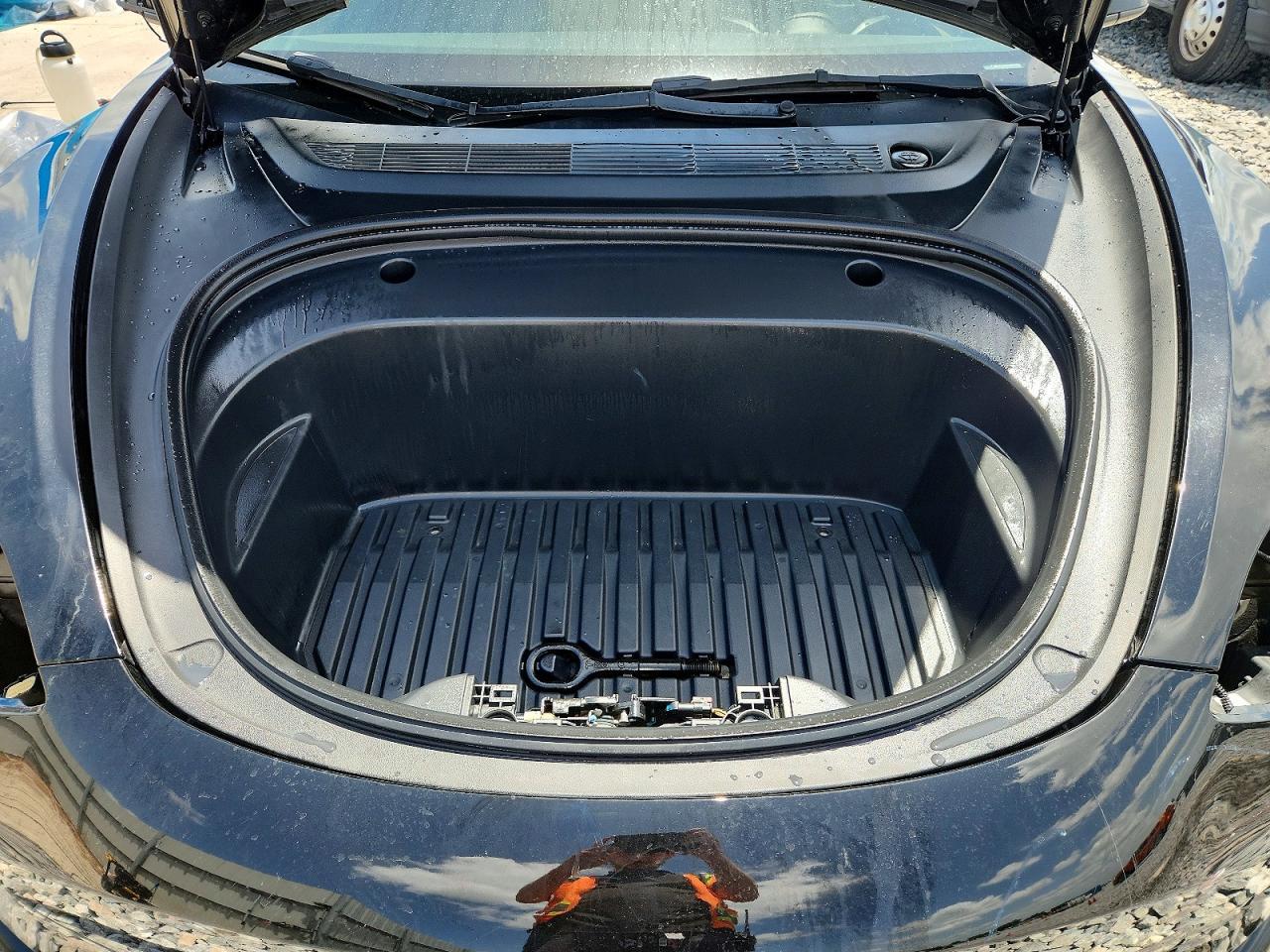 2022 Tesla Model 3 - zdjęcie 11