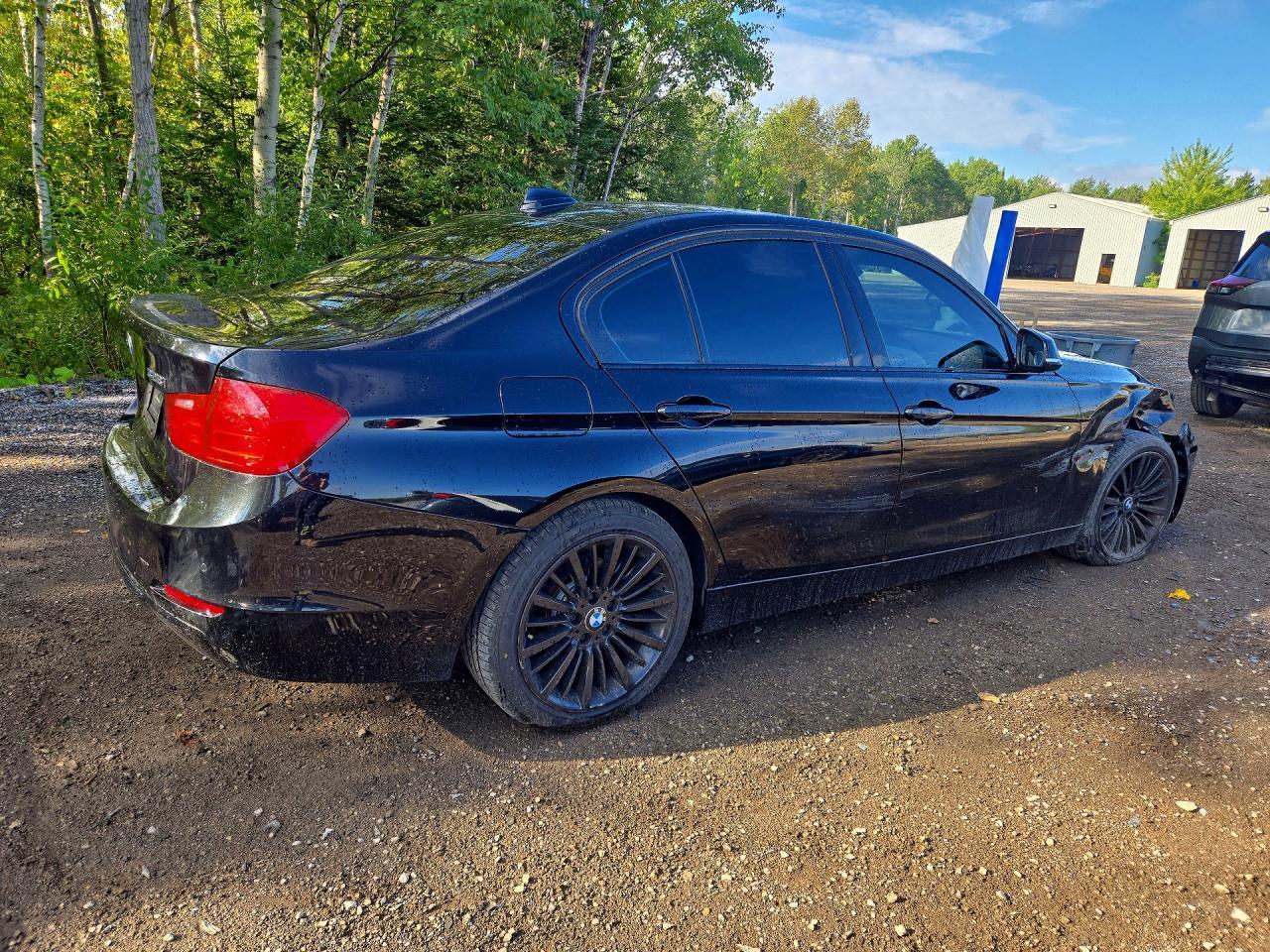 2014 BMW 328 Xi - zdjęcie 3