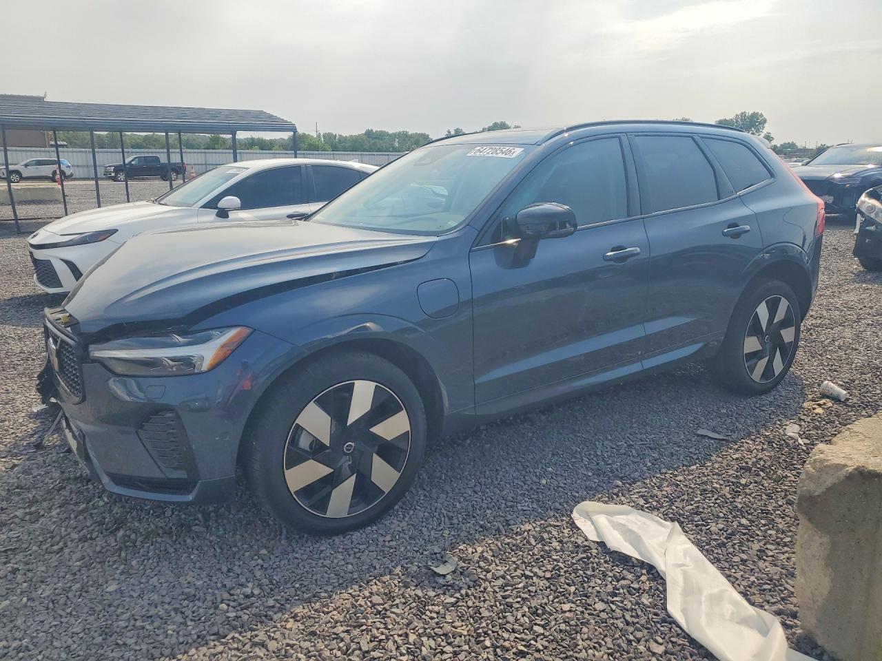 2025 Volvo Xc60 Plus - zdjęcie główne