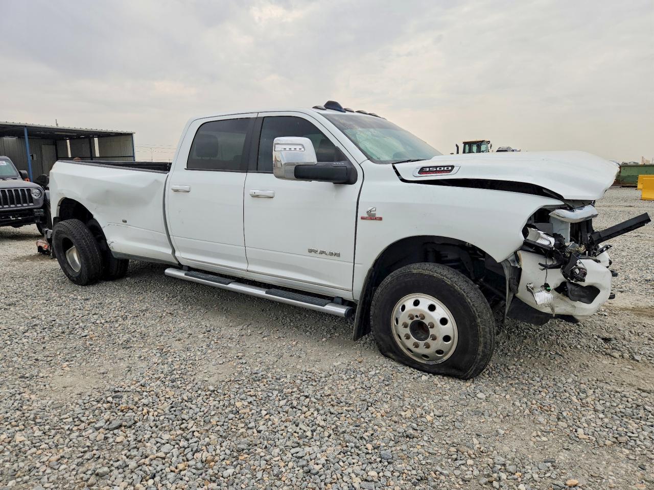 2023 Ram 3500 Laramie - zdjęcie 4