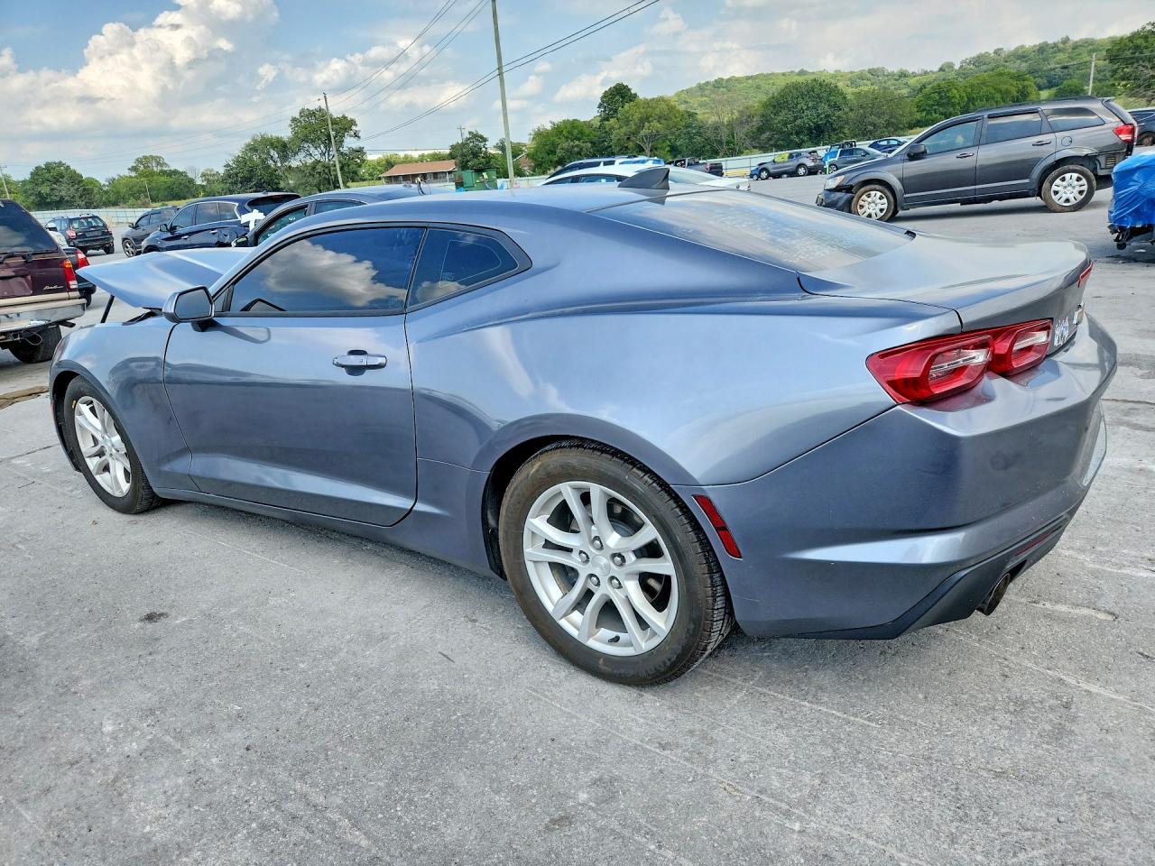 2019 Chevrolet Camaro Ls - zdjęcie 2