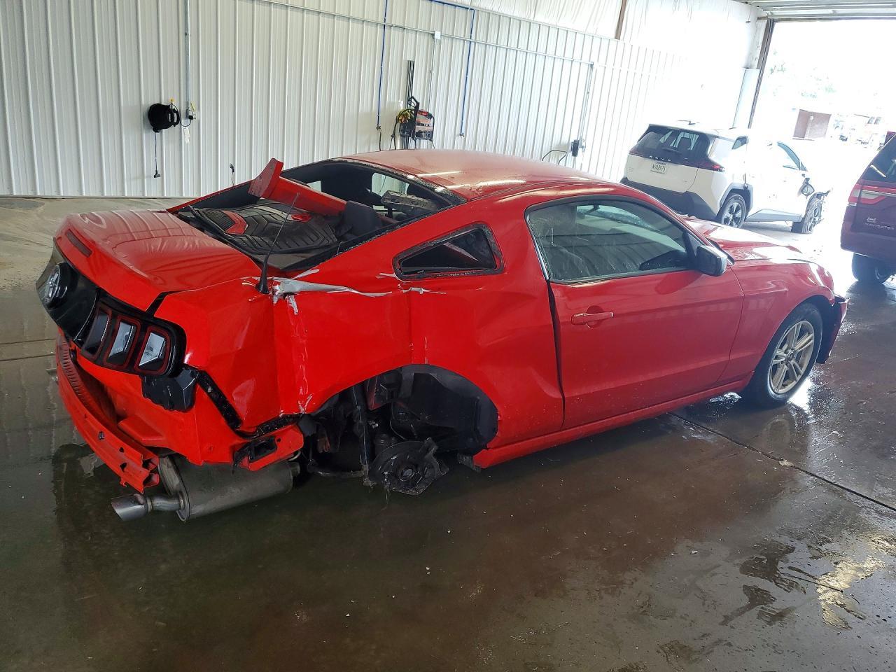 2013 Ford Mustang - zdjęcie 3
