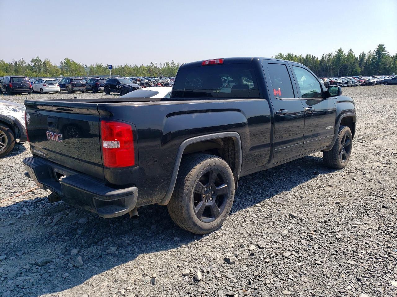 2018 GMC Sierra K1500 - zdjęcie 3