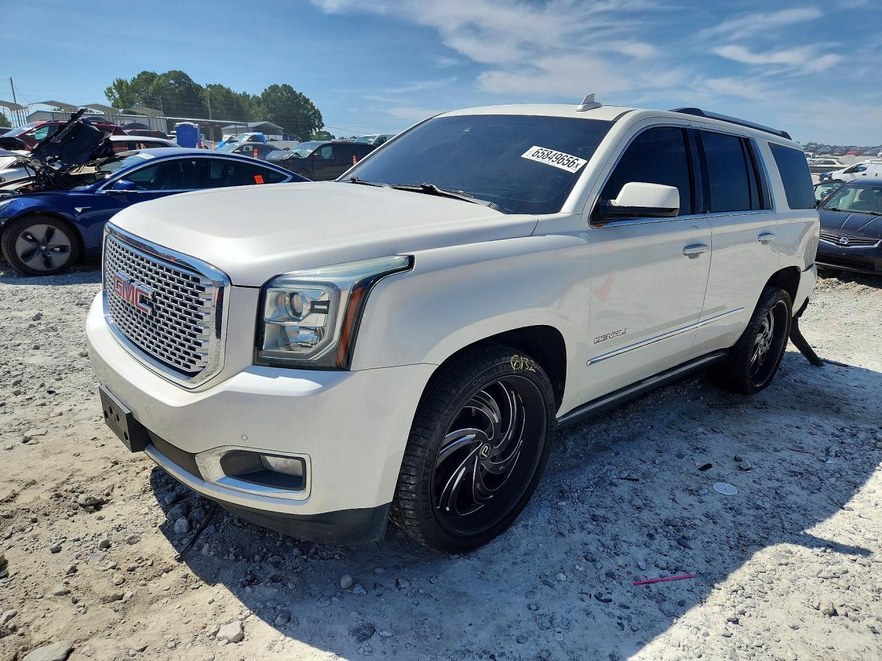 2015 GMC Yukon Denali - zdjęcie główne