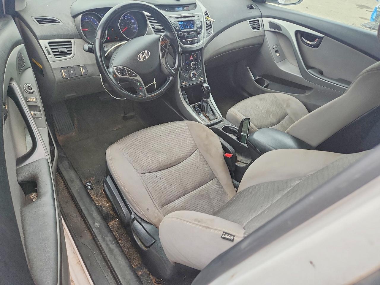 2014 Hyundai Elantra Coupe Base - zdjęcie 8