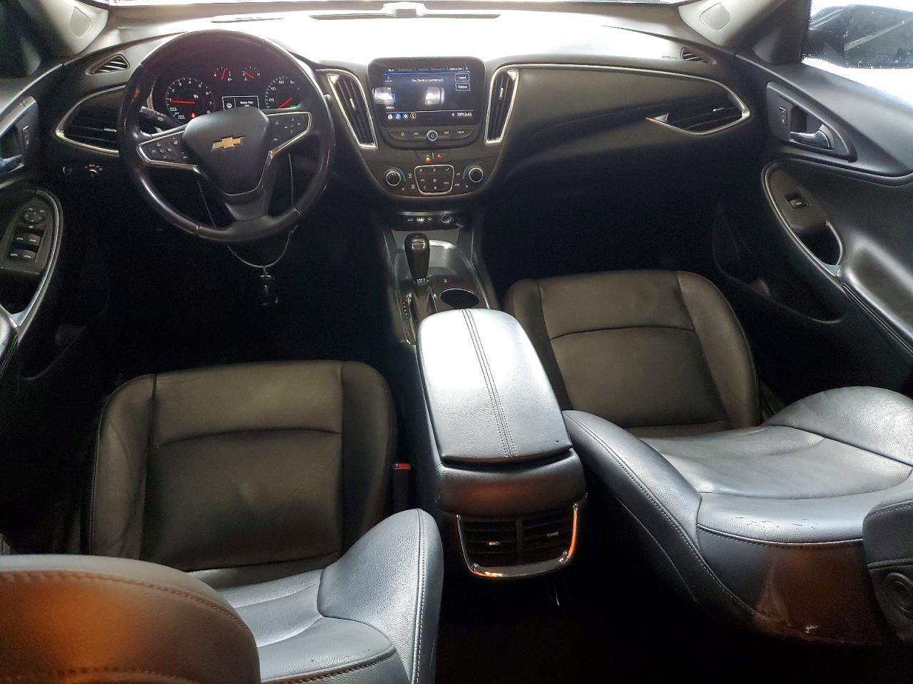 2020 Chevrolet Malibu Lt - zdjęcie 8