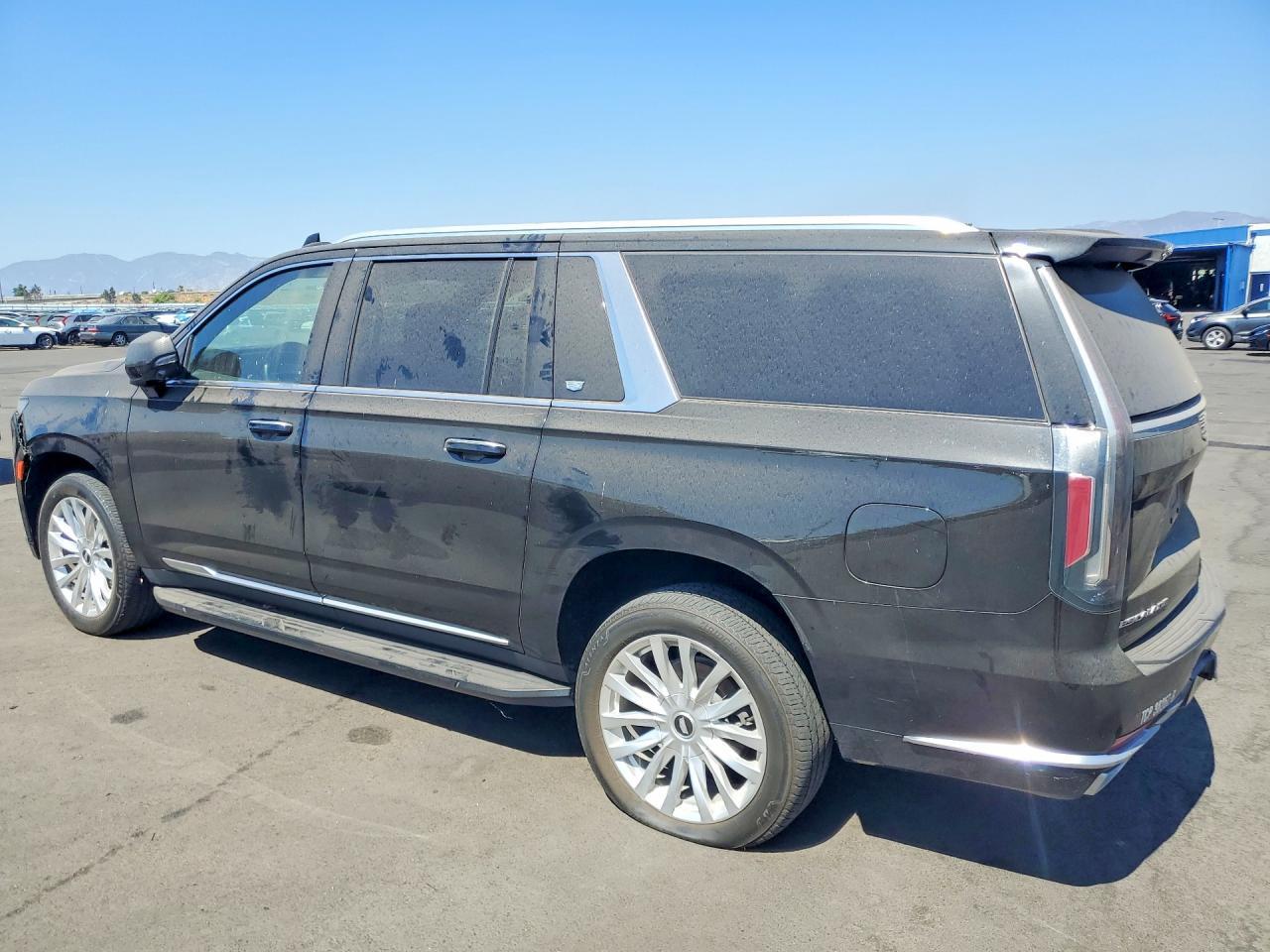 2021 Cadillac Escalade Esv Luxury - zdjęcie 2