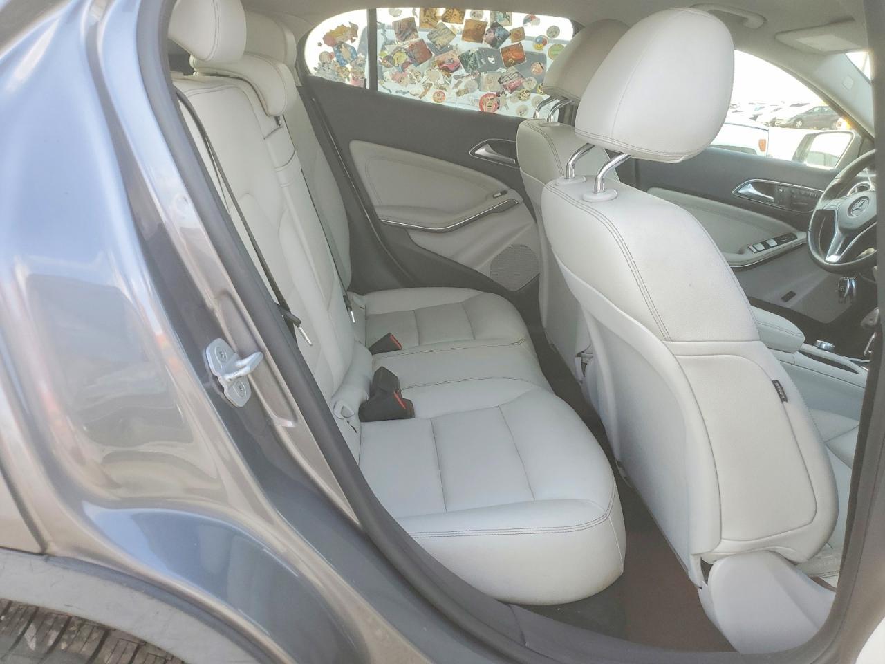 2015 Mercedes-Benz Gla 250 4Matic - zdjęcie 10