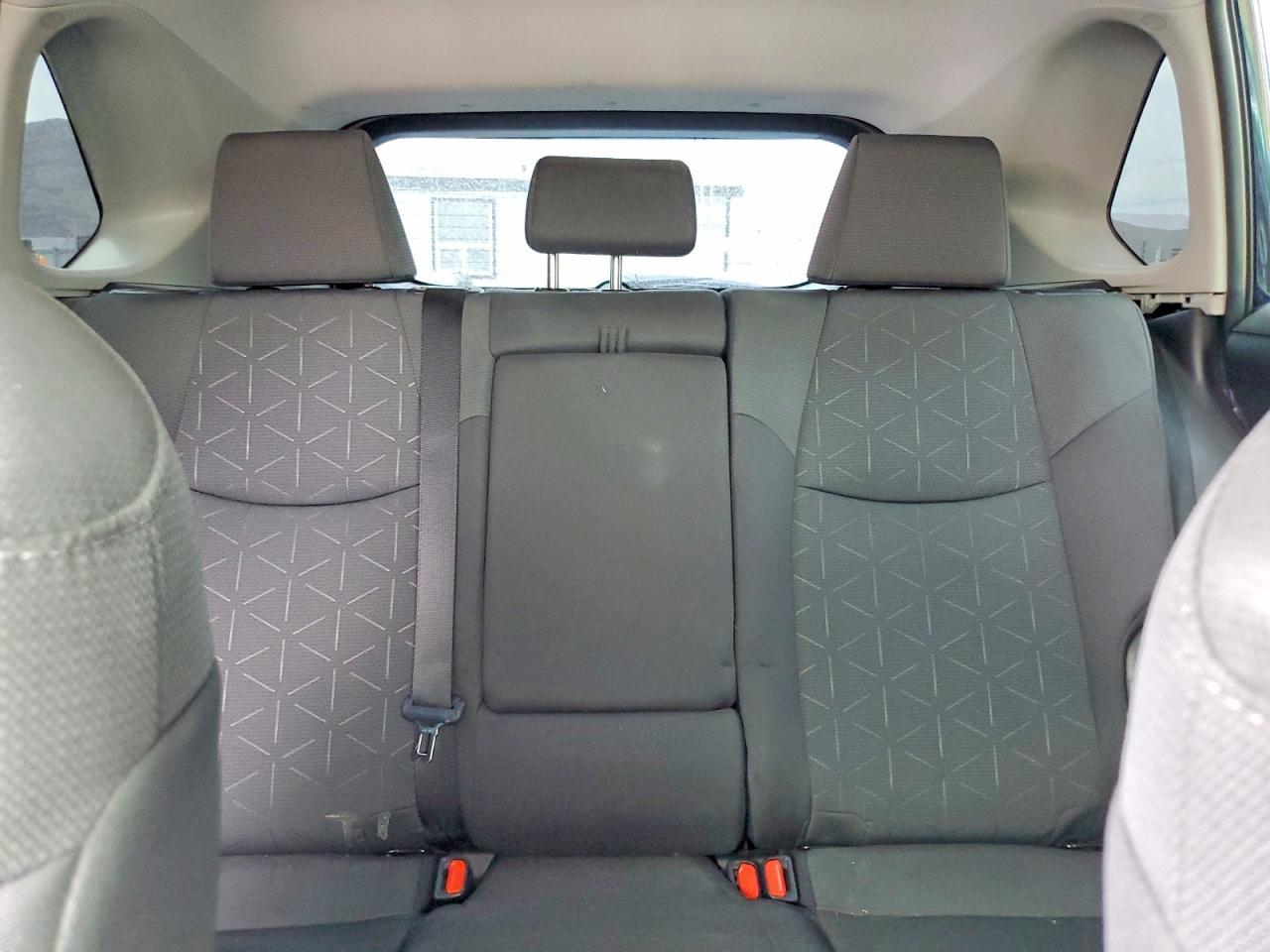 2024 Toyota Rav4 Hybrid Xle - zdjęcie 10