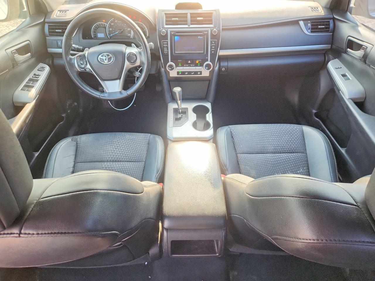 2014 Toyota Camry Se - zdjęcie 8