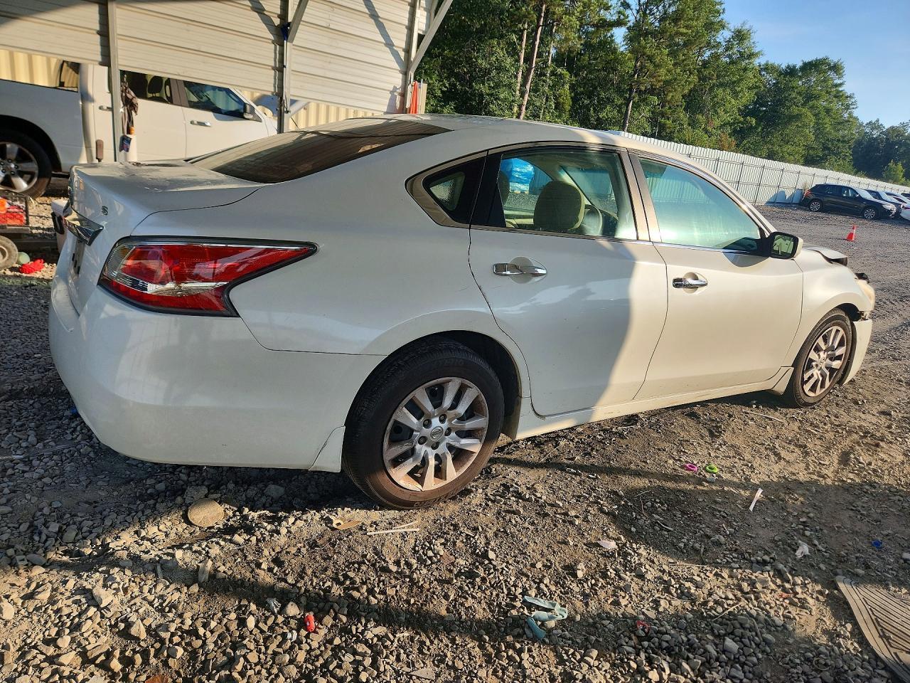 2015 Nissan Altima 2.5 S - zdjęcie 3