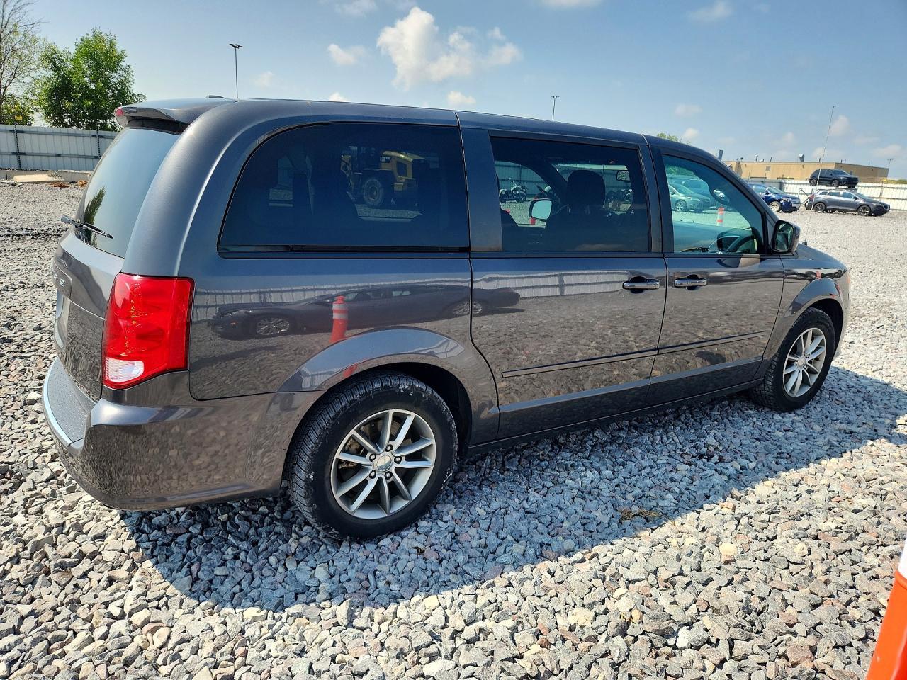 2016 Dodge Grand Caravan Se - zdjęcie 3