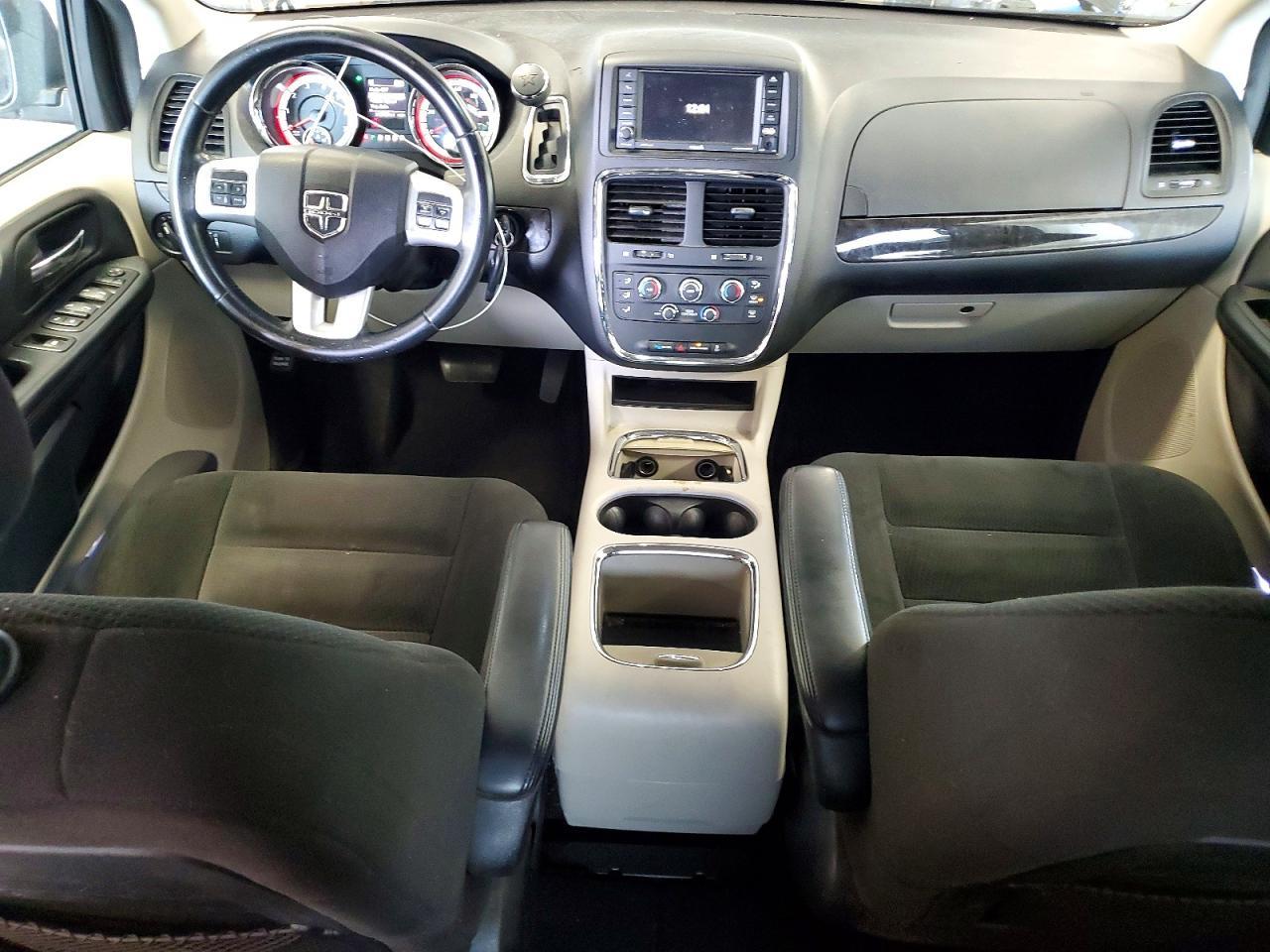 2016 Dodge Grand Caravan Sxt - zdjęcie 8