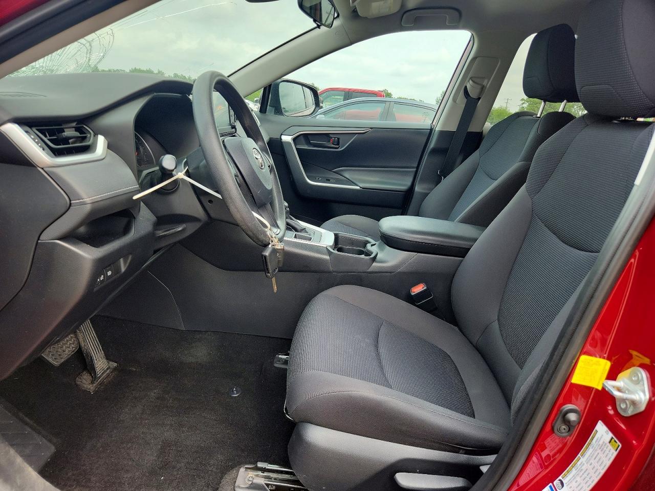 2019 Toyota Rav4 Le - zdjęcie 7