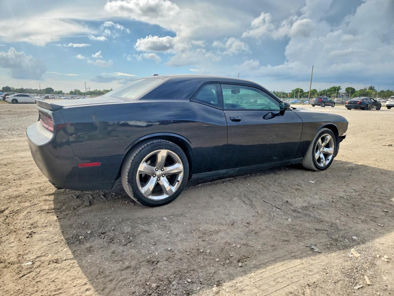 2013 Dodge Challenger Sxt - zdjęcie 3