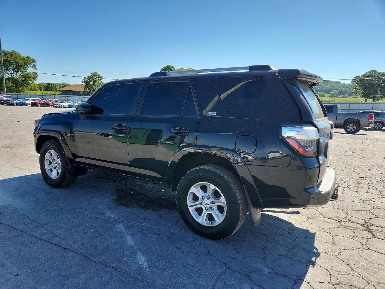 2021 Toyota 4Runner Sr5 - zdjęcie 2