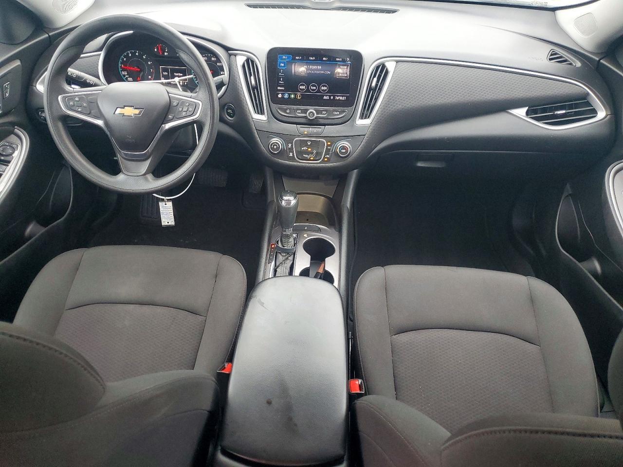 2020 Chevrolet Malibu Ls - zdjęcie 8