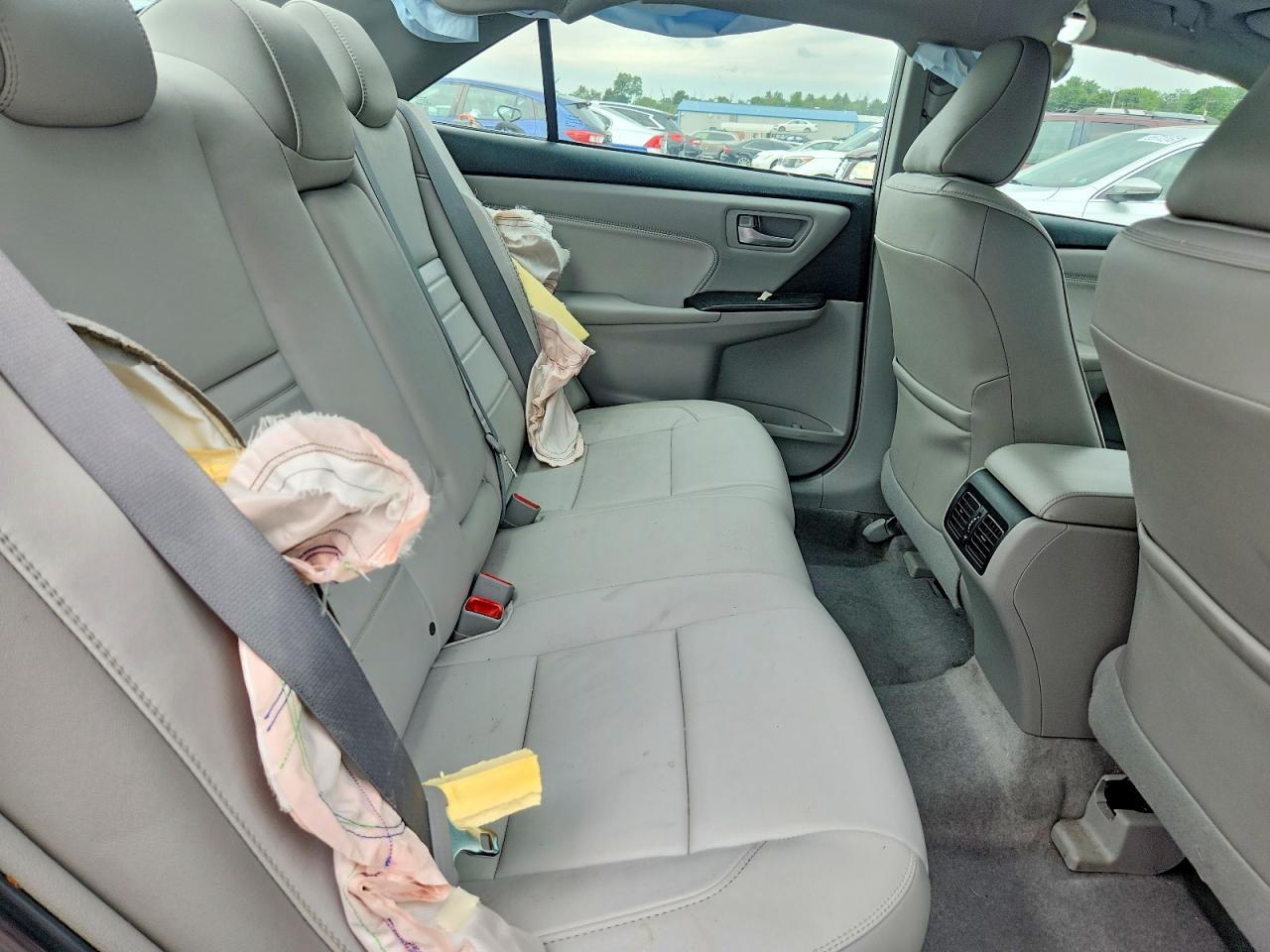 2017 Toyota Camry Xle - zdjęcie 10