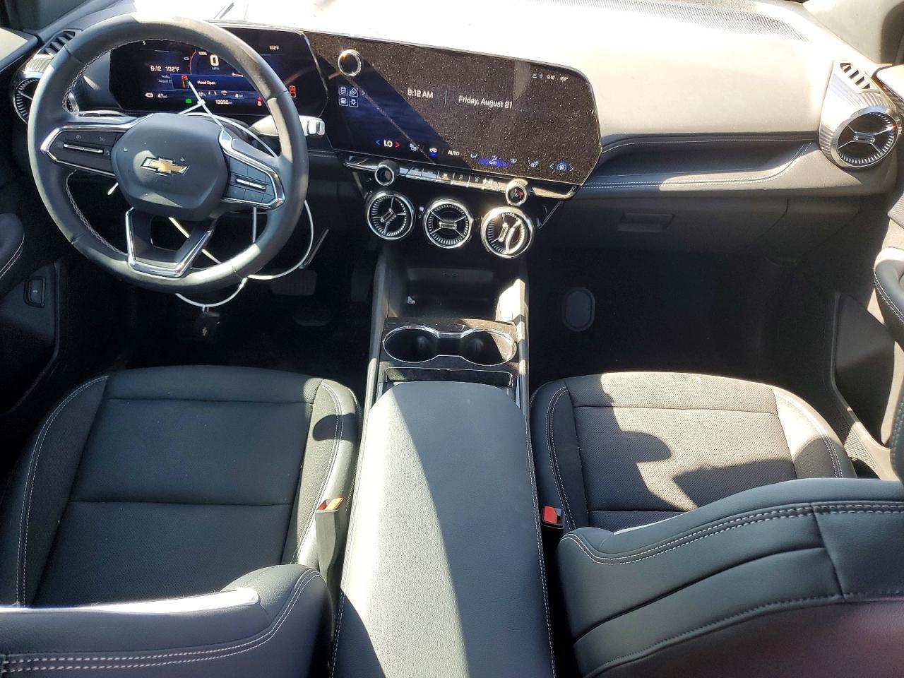 2025 Chevrolet Blazer Lt - zdjęcie 8
