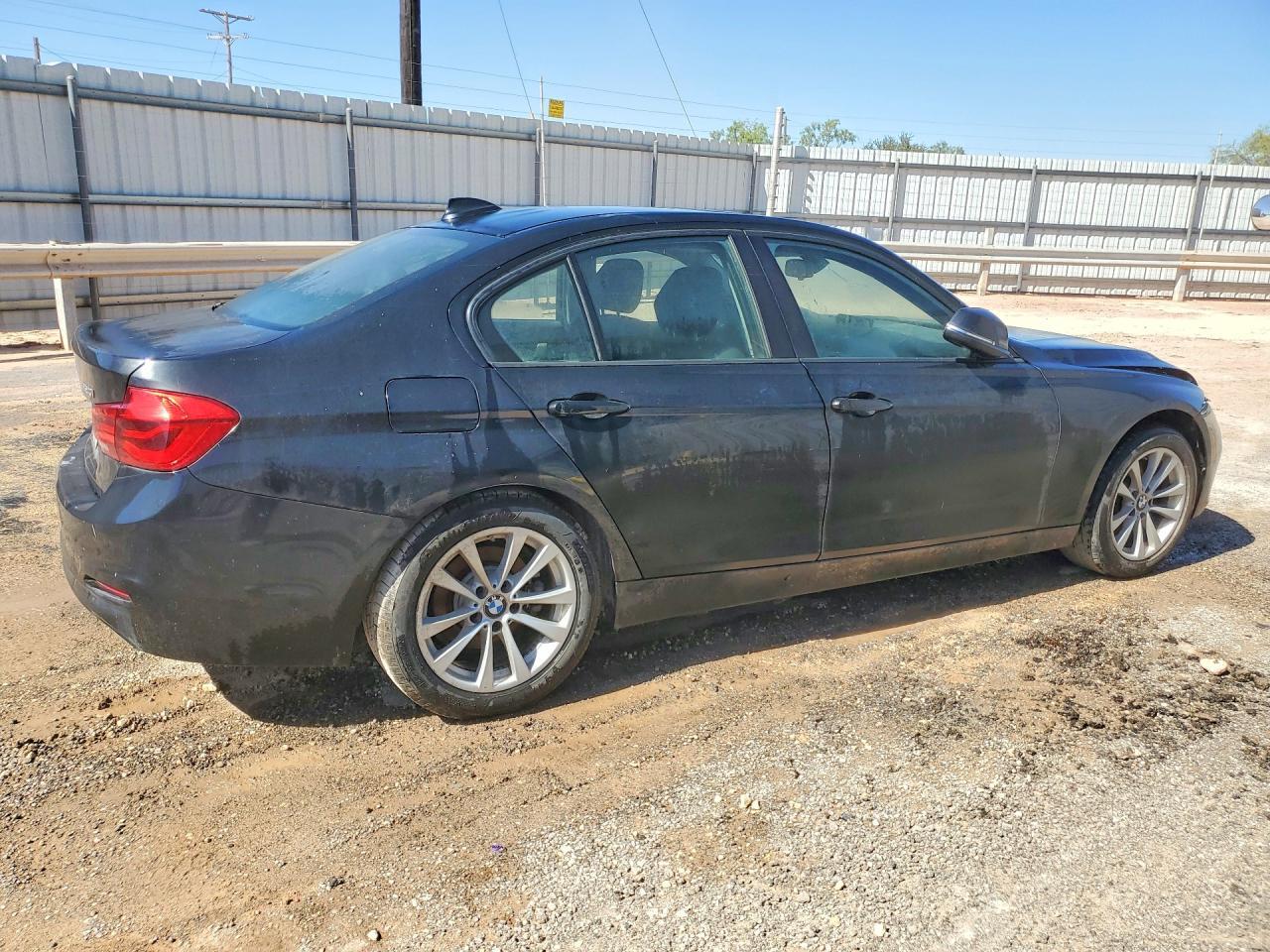2018 BMW Seria 3 320i - zdjęcie 3
