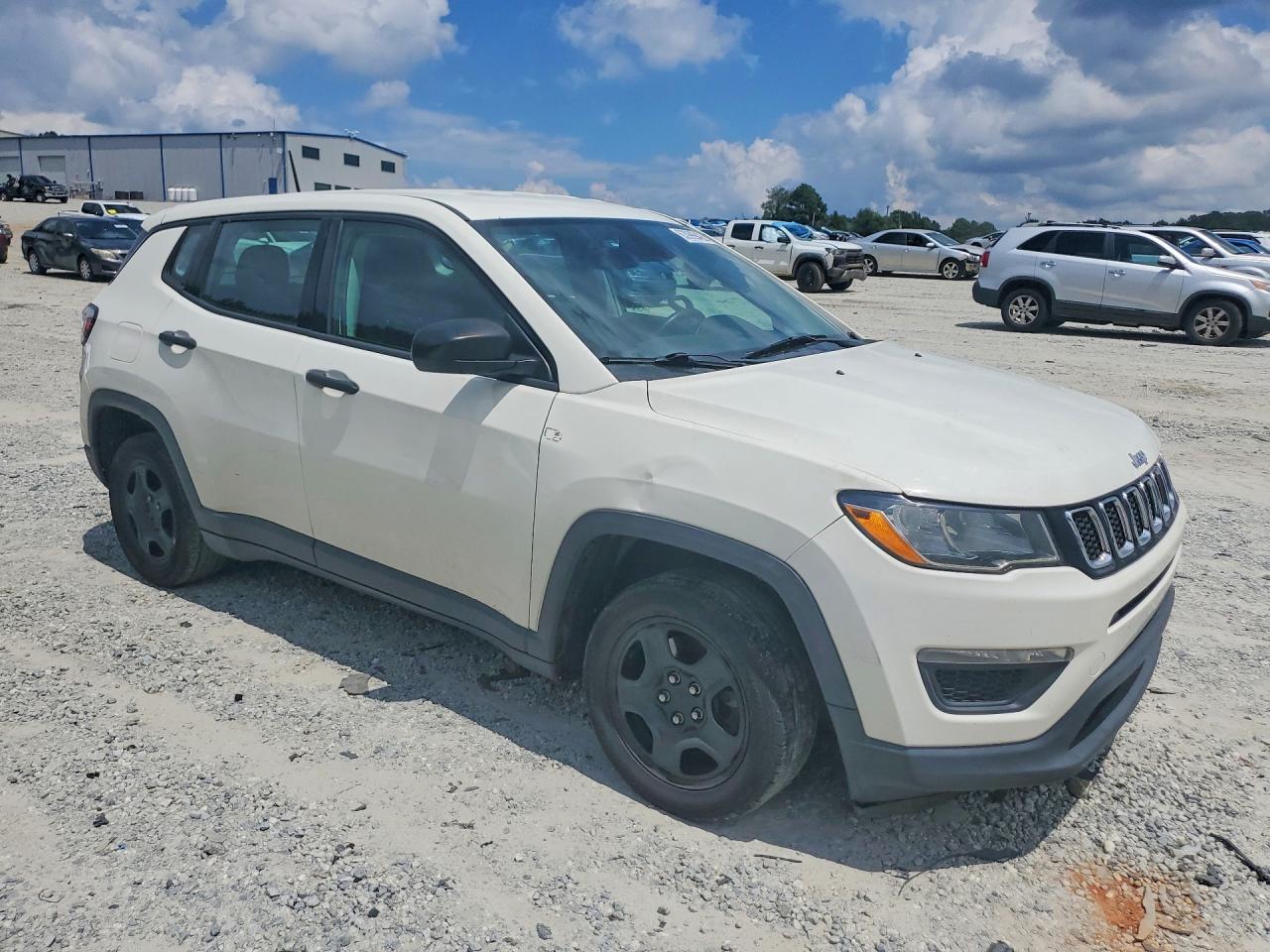 2018 Jeep Compass Sport - zdjęcie 4