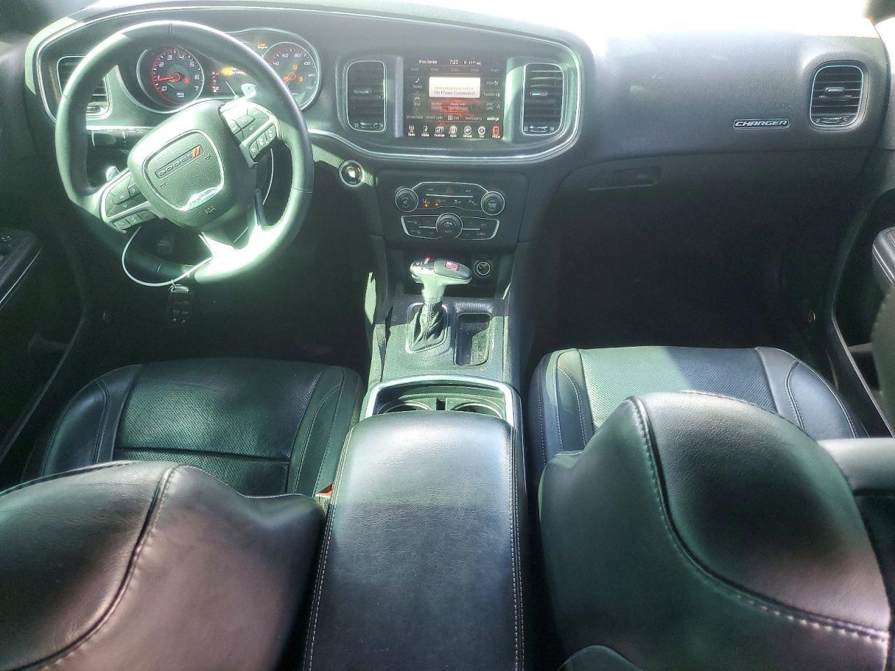 2015 Dodge Charger Sxt - zdjęcie 8