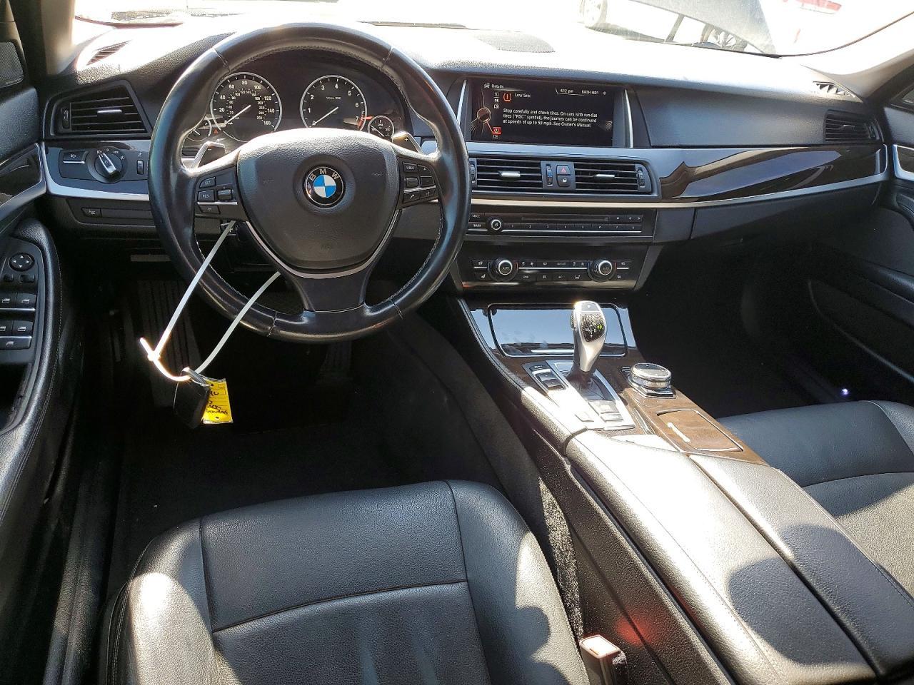 2016 BMW 528 I - zdjęcie 8