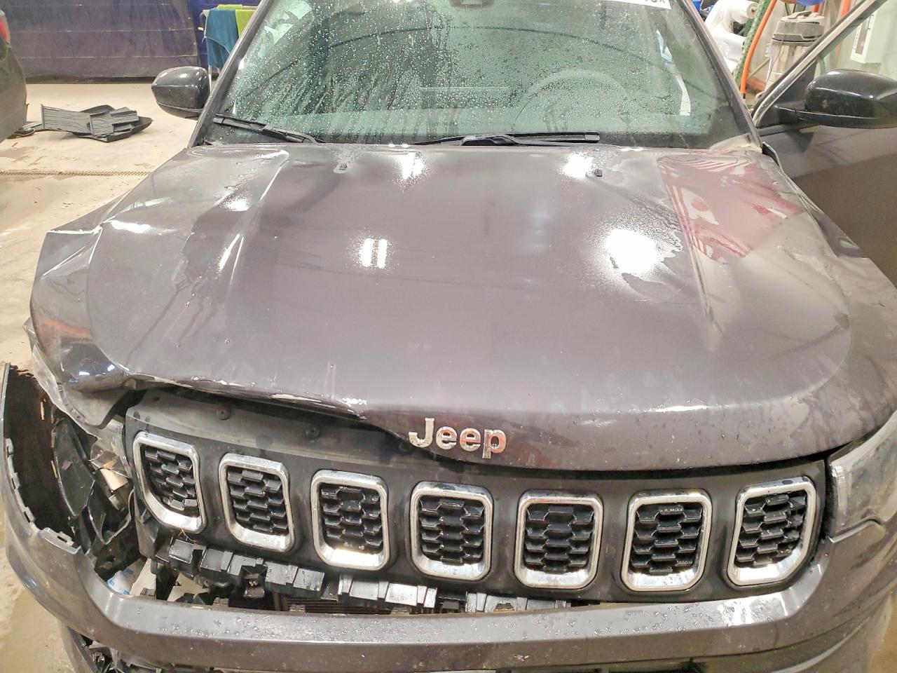 2024 Jeep Compass Sport - zdjęcie 12
