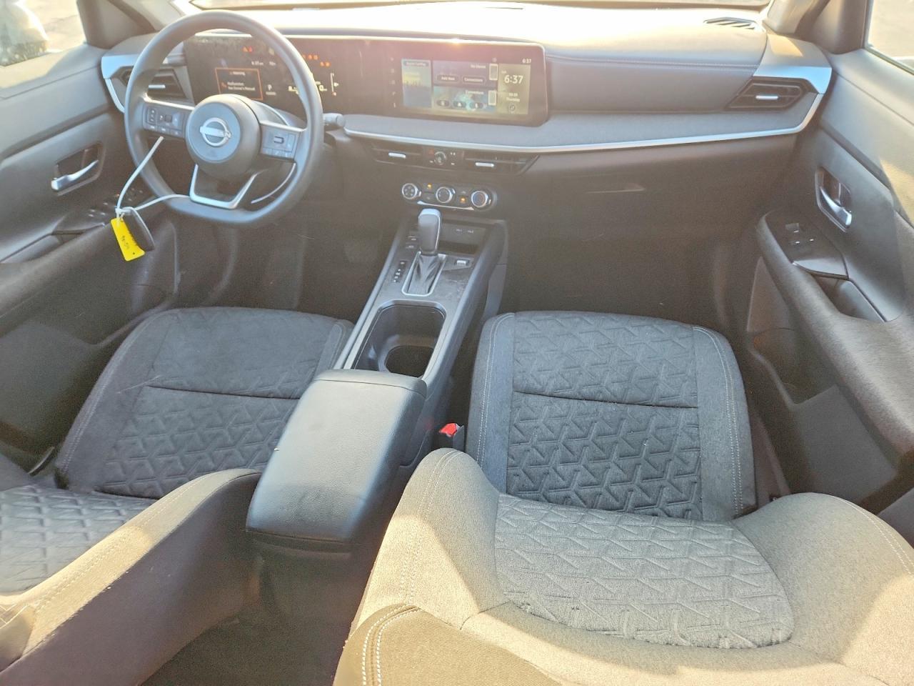 2025 Nissan Kicks Sv - zdjęcie 8