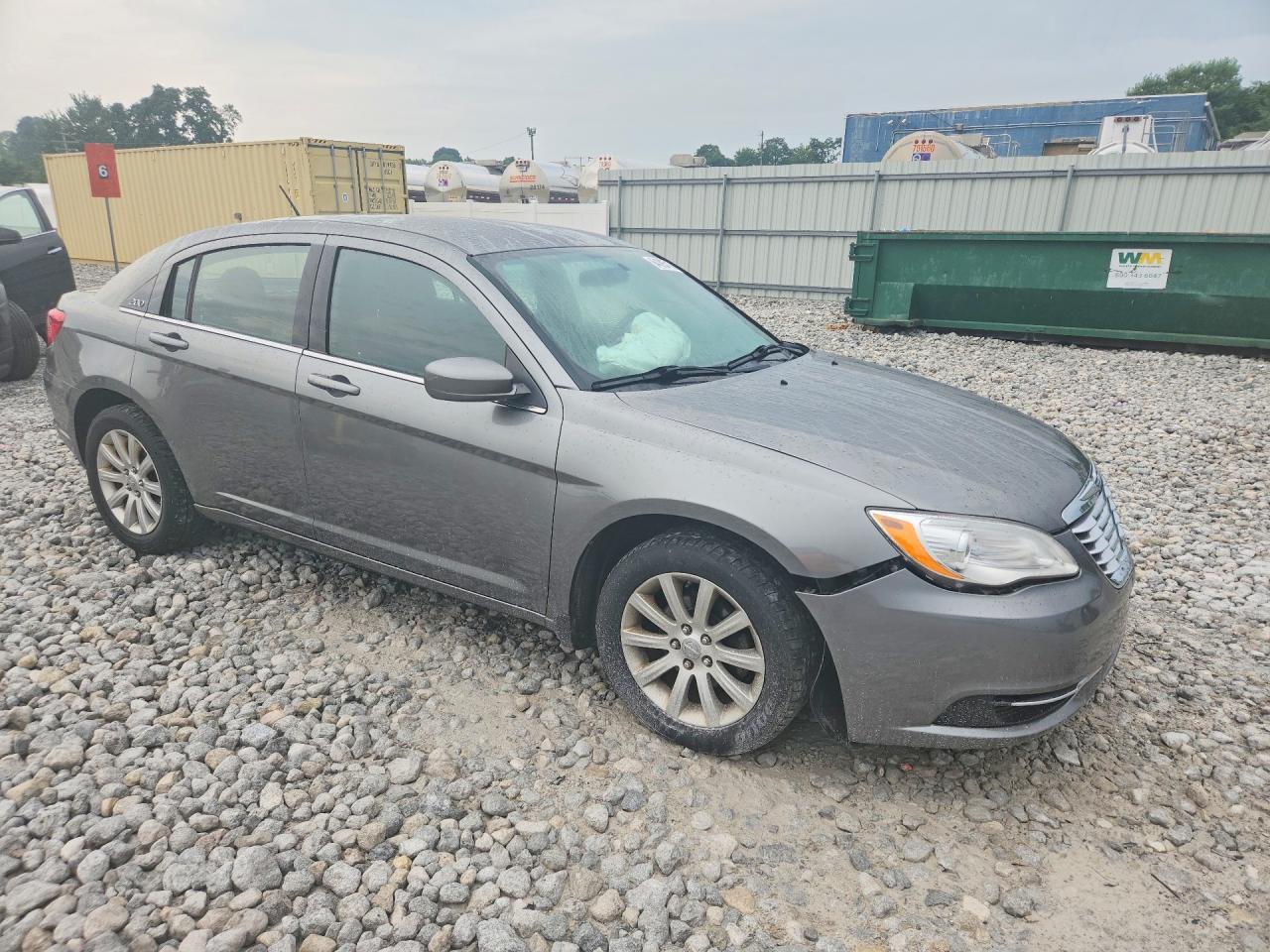 2013 Chrysler 200 Touring - zdjęcie 4