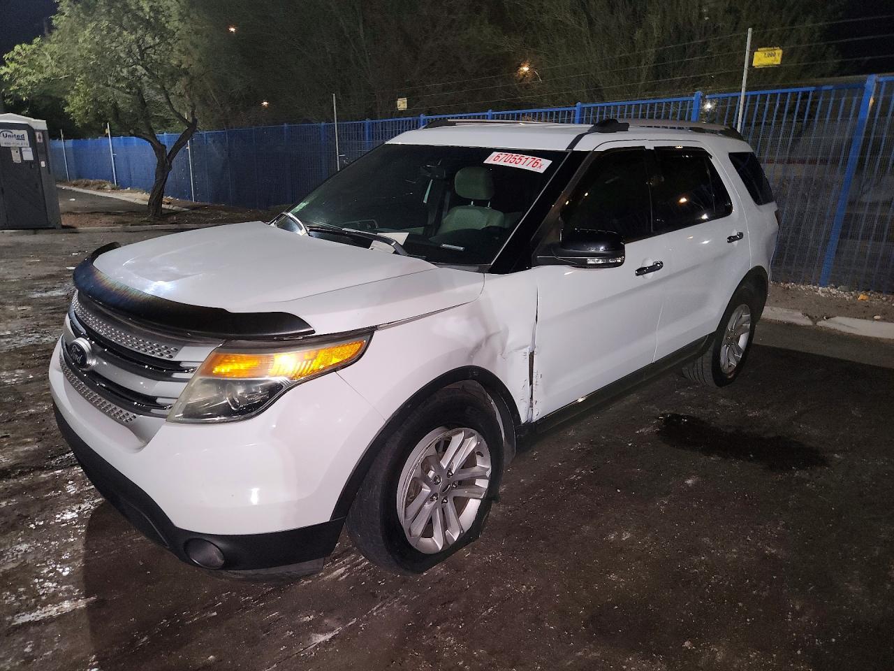 Ford Explorer - zdjęcie 1