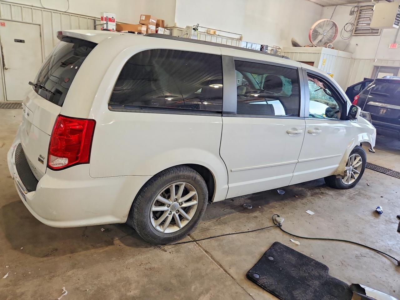 2016 Dodge Grand Caravan Sxt - zdjęcie 3