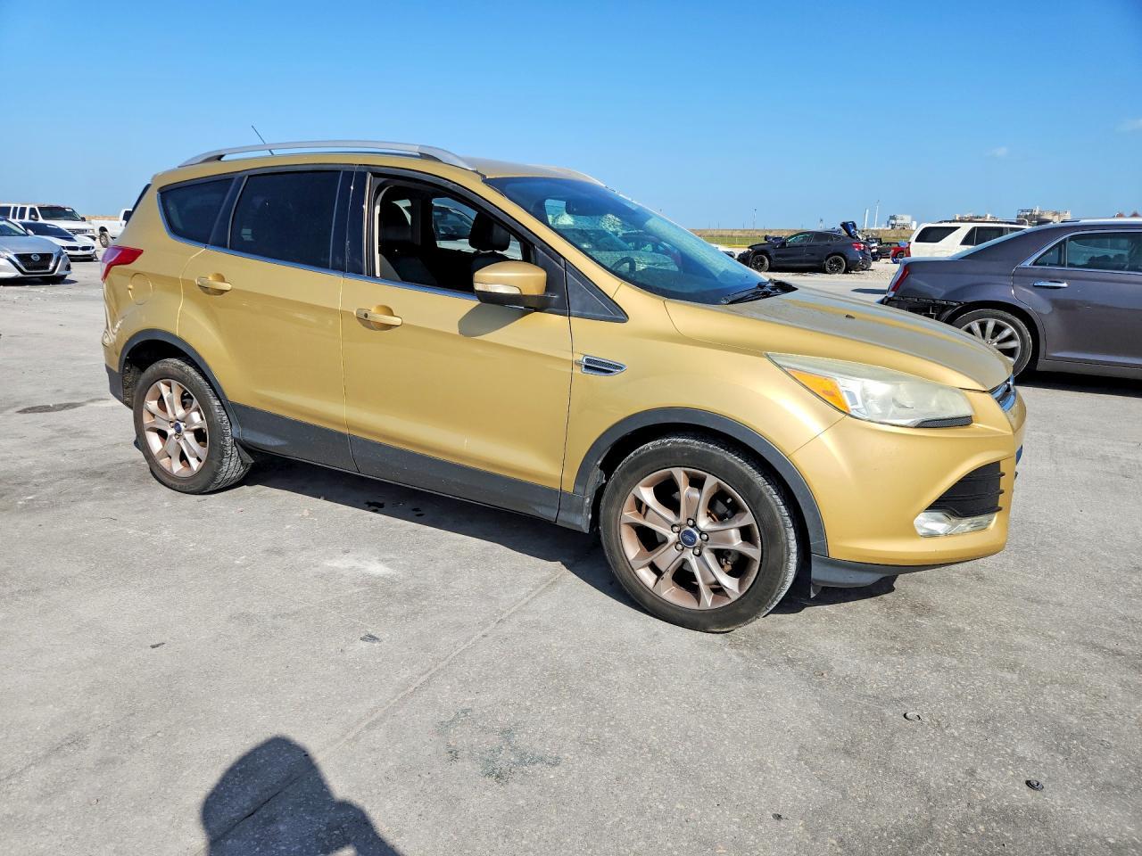 2014 Ford Escape Titanium - zdjęcie 4