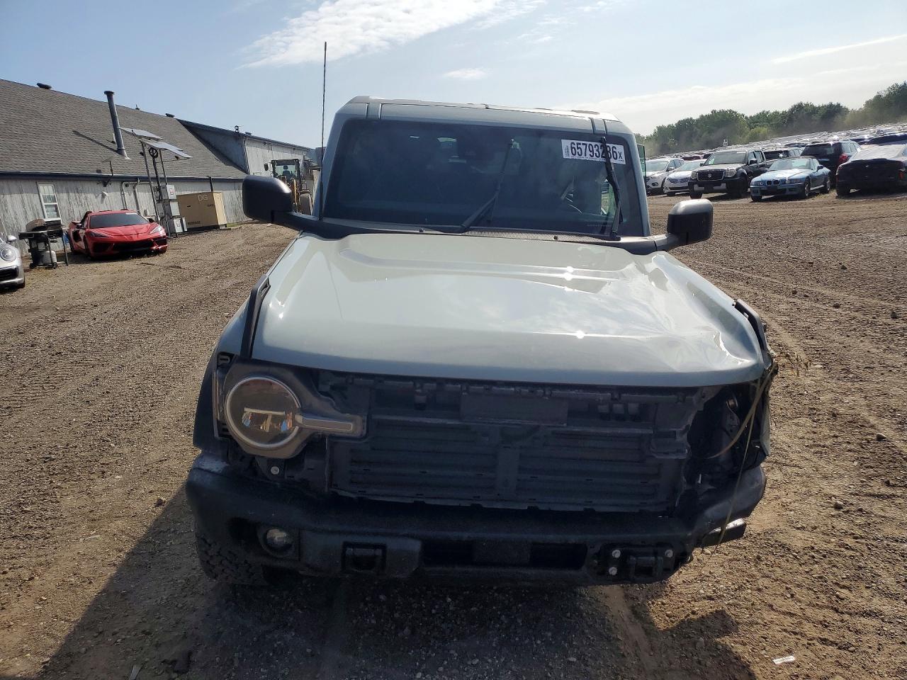2024 Ford Bronco Black Diamond - zdjęcie 5