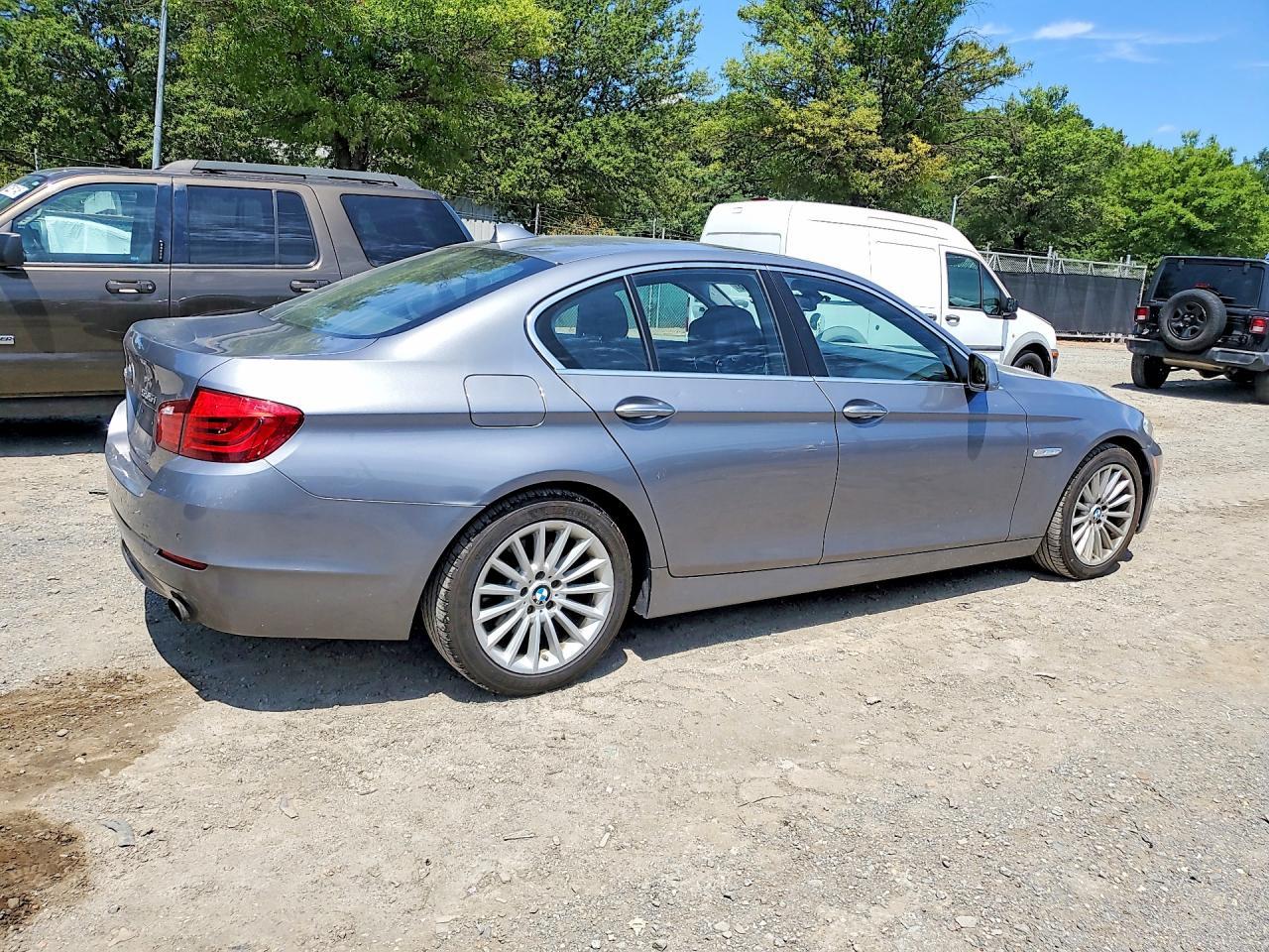 2013 BMW 535 Xi - zdjęcie 3