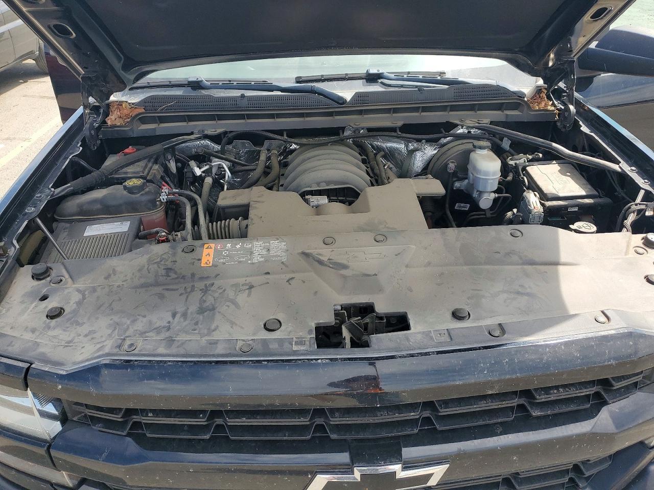 2018 Chevrolet Silverado K1500 - zdjęcie 11