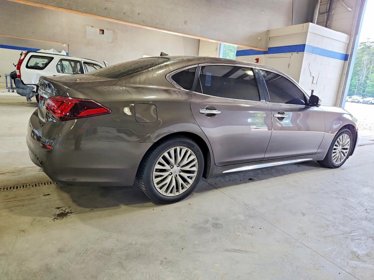 2015 Infiniti Q70L 3.7 - zdjęcie 3