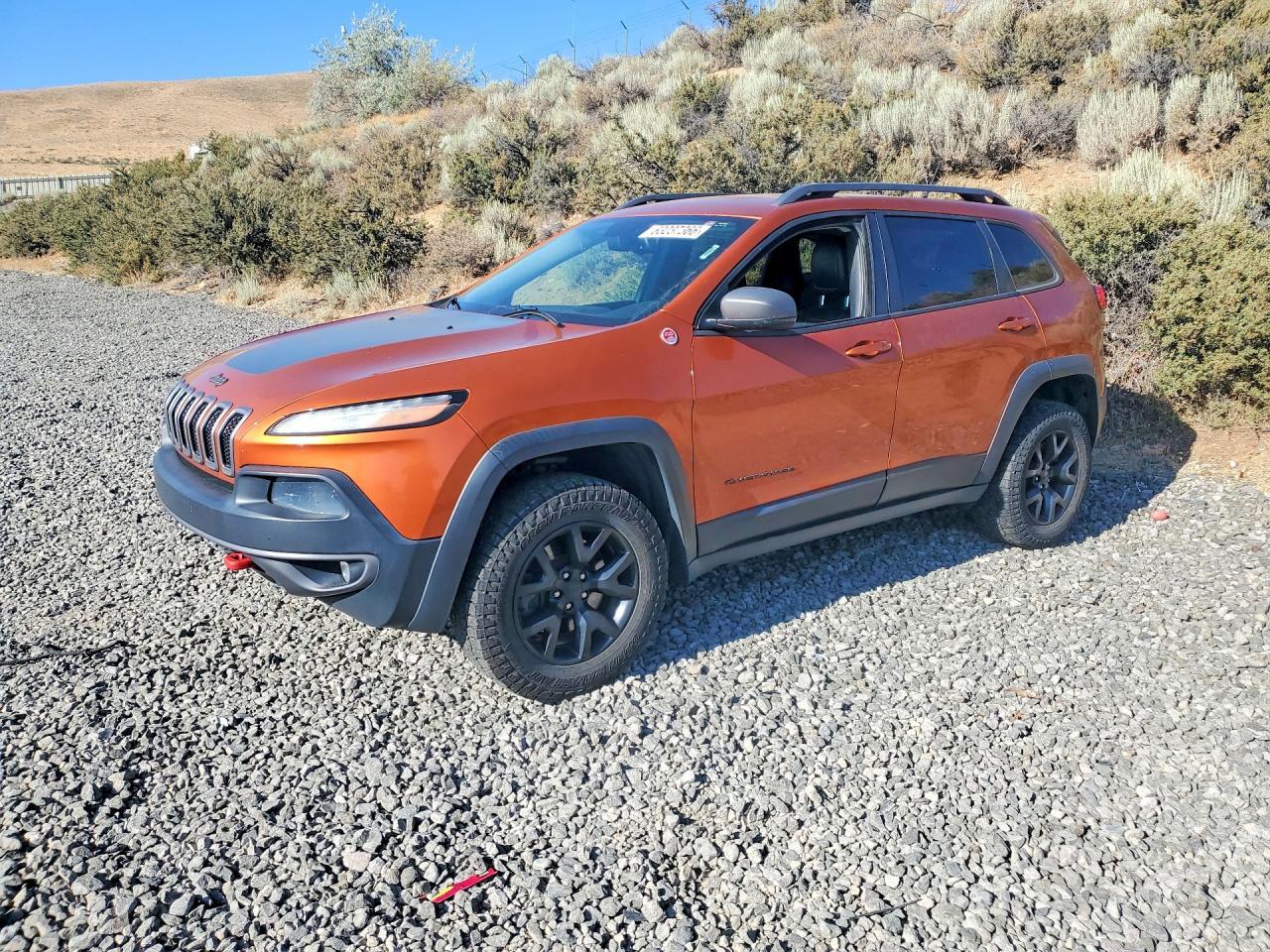 2015 Jeep Cherokee Trailhawk - zdjęcie główne