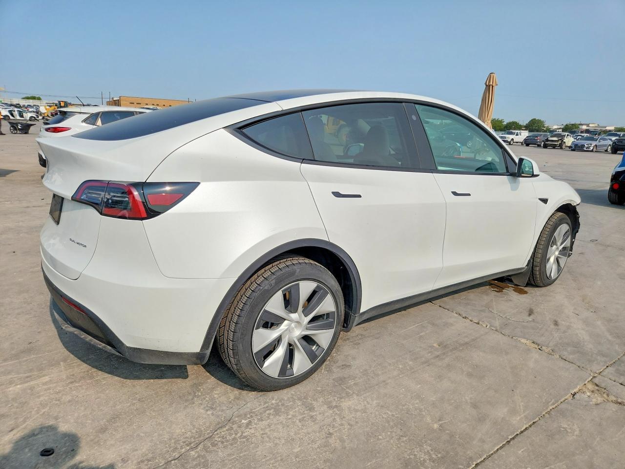 2023 Tesla Model Y - zdjęcie 3