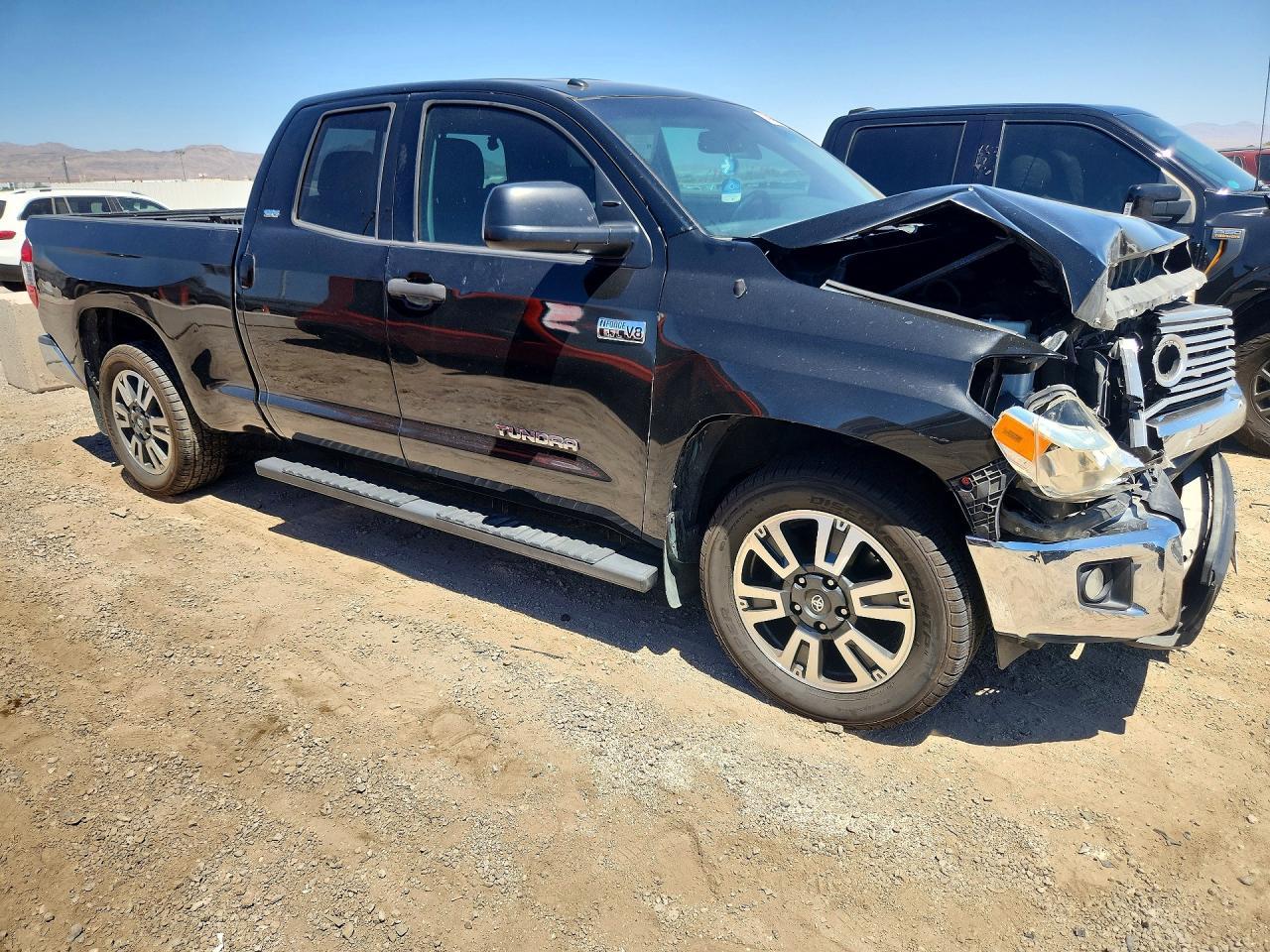 2017 Toyota Tundra Sr5 - zdjęcie 4
