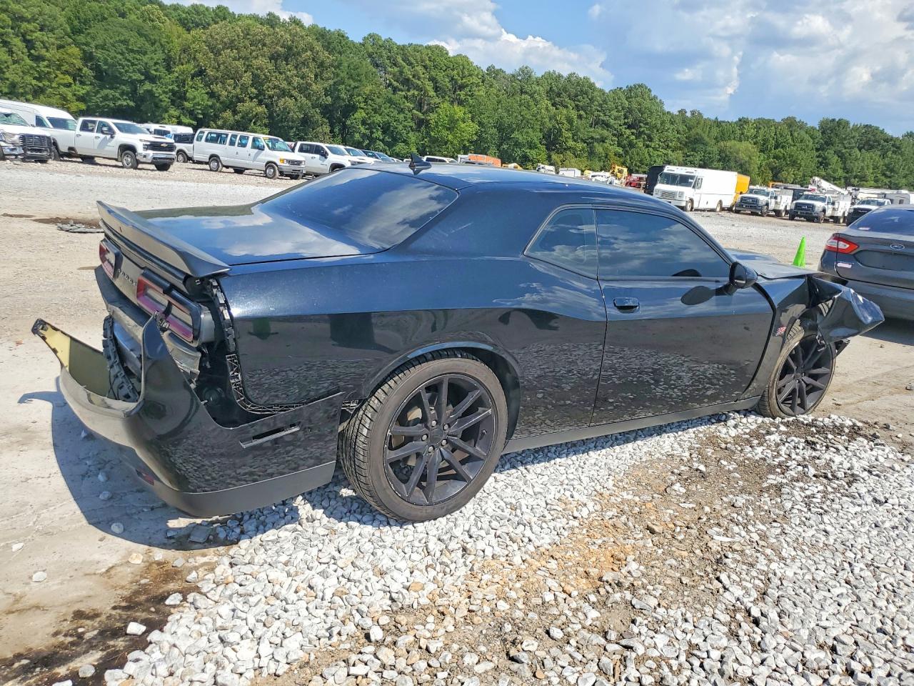 2023 Dodge Challenger R/T - zdjęcie 3
